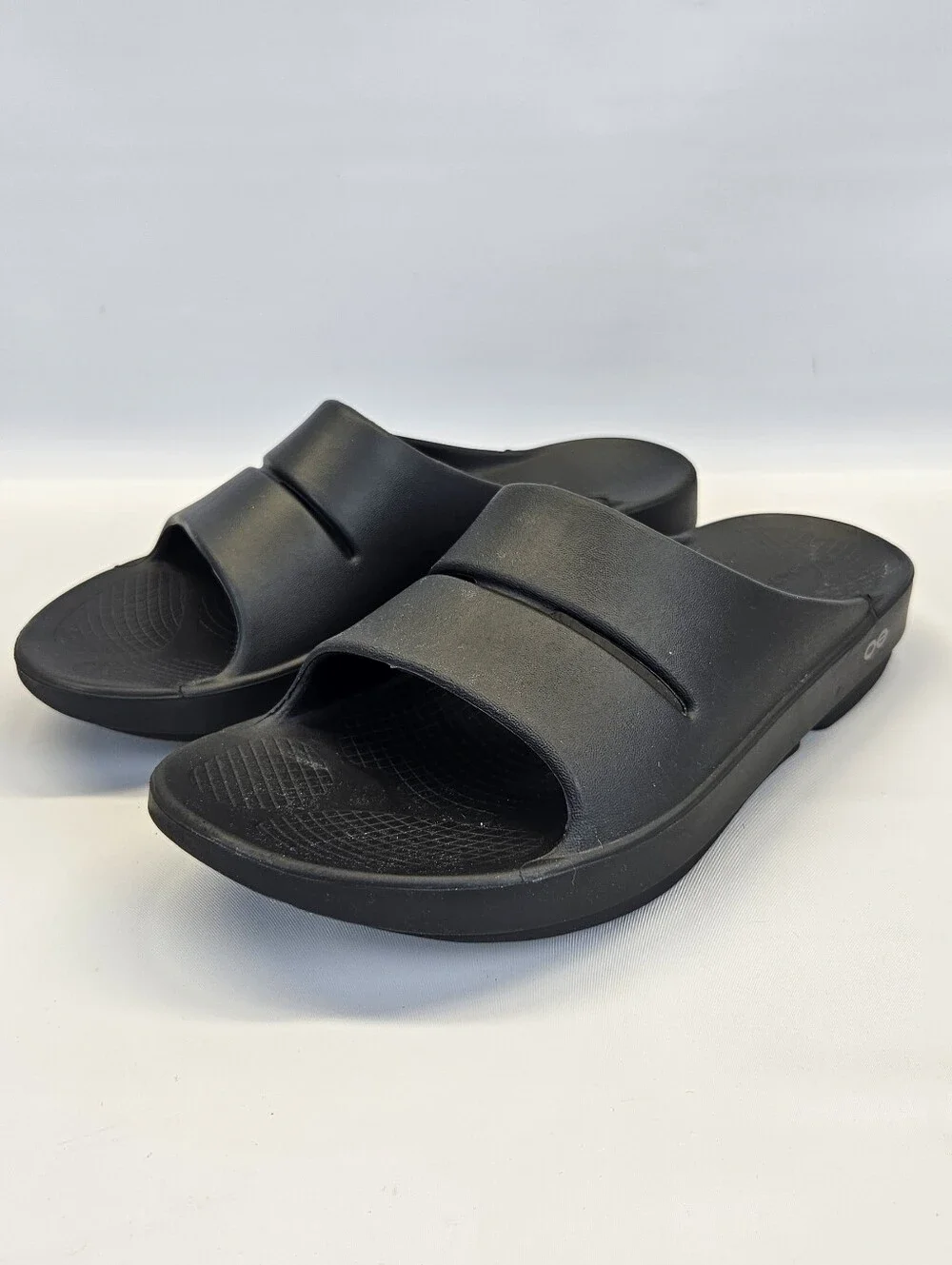 OOFOS OOahh Slide Sandals Black Recovery Comfort Mens 9 Womens 11 EU 42
